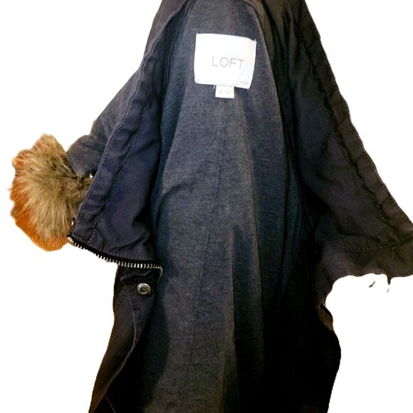 LOFT Cargo Utility Charcoal Grey Zip up & snap Removable Fur Trim Hood Petite Lg - Picture 7 of 10